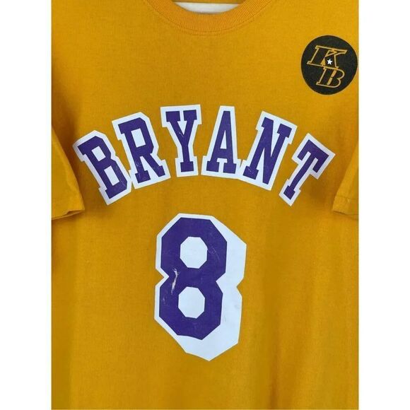 Gildan Kobe Bryant Tribute T Shirt 8/24 XL 1/31/20 - Picture 4 of 10